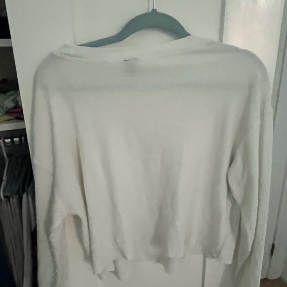 Distressed crop long sleeve waffle - Picture 2 of 6